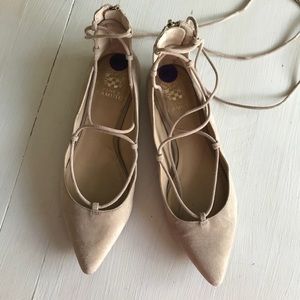Vince Camuto lace up flats 8.5 beige suede
